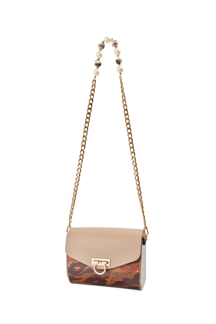 Aura Egzotik Beiege resmi