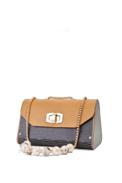 Livia Noir Taba resmi