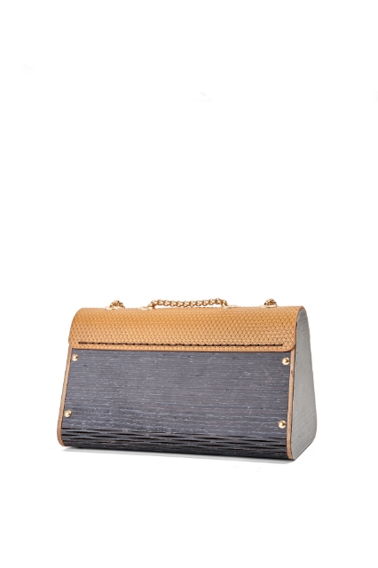 Livia Noir Taba resmi