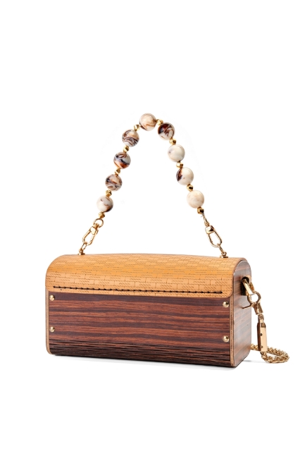 Myra Terra Taba resmi