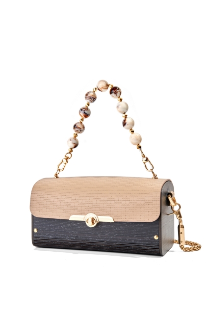 Myra Noir Beiege resmi