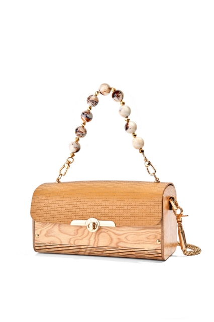 Myra Charming Taba  resmi