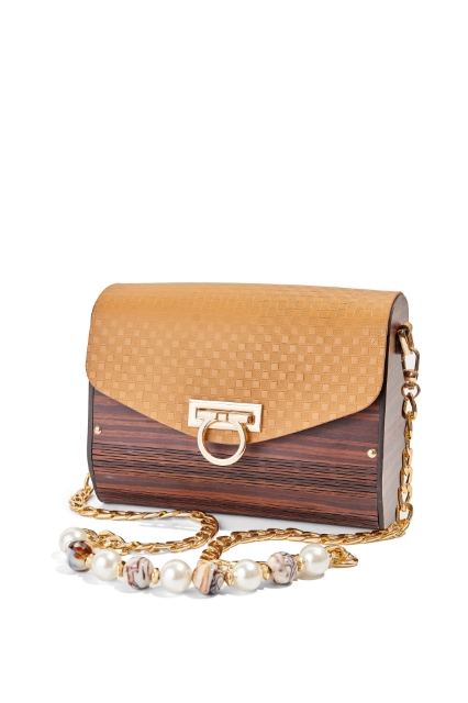 Aura Terra Taba resmi