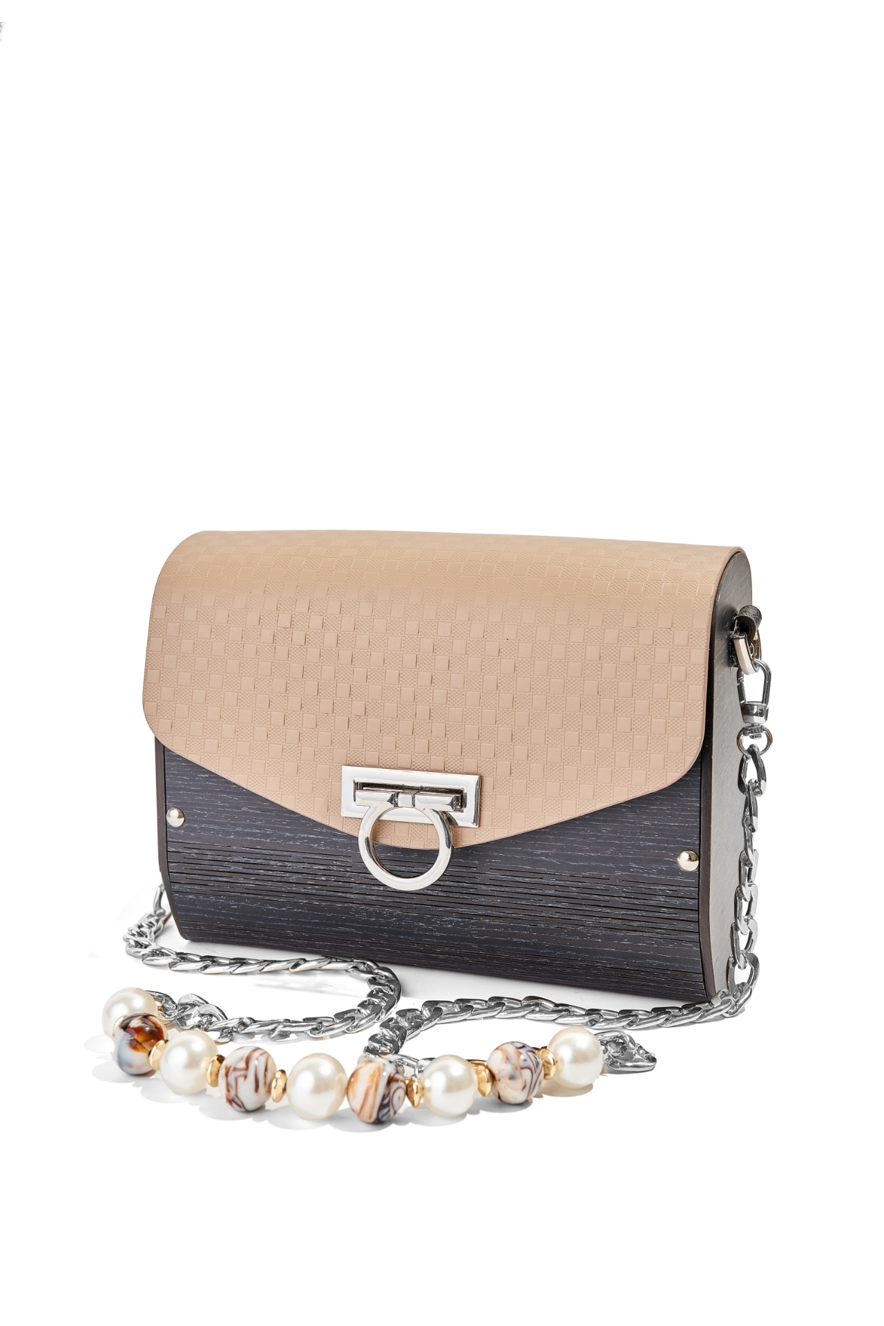 Aura Noir Beiege resmi