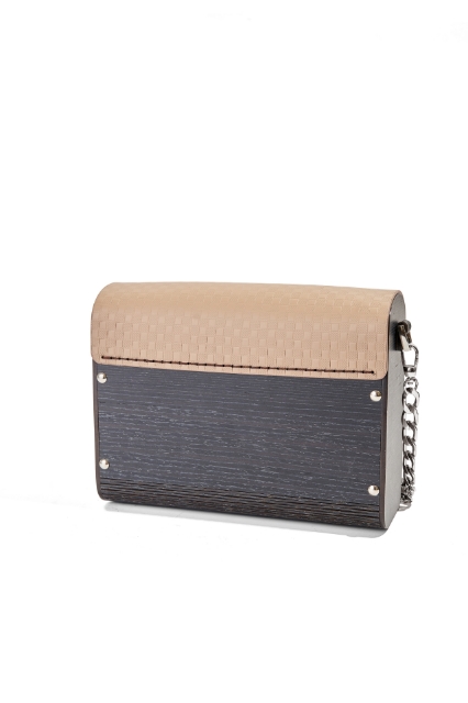 Aura Noir Beiege resmi