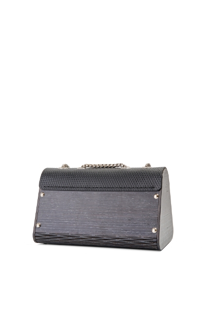 Livia Noir Black resmi