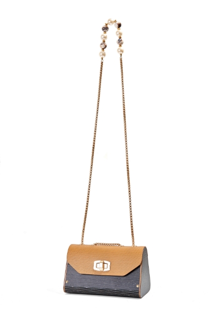 Livia Noir Taba resmi