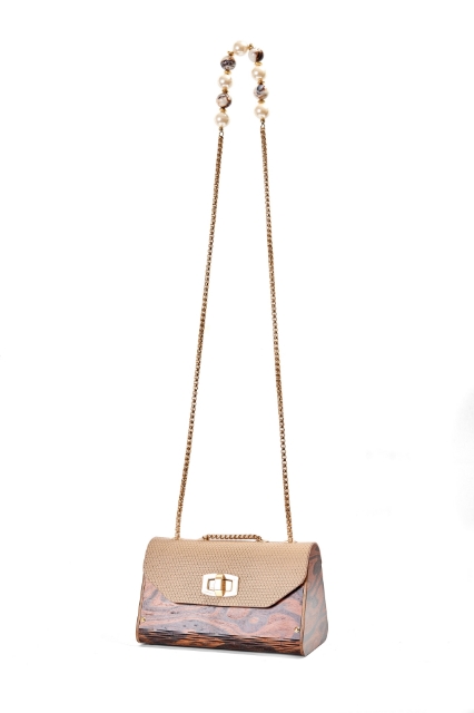 Livia Egzotik Beiege resmi