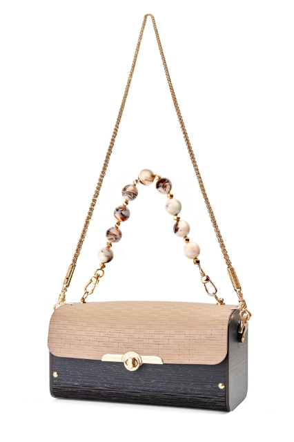 Myra Noir Beiege resmi