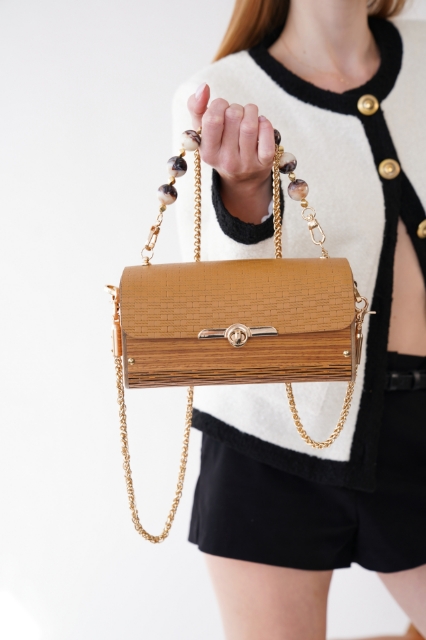 Myra Olea Taba resmi