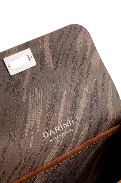 Julia Taba Süet resmi